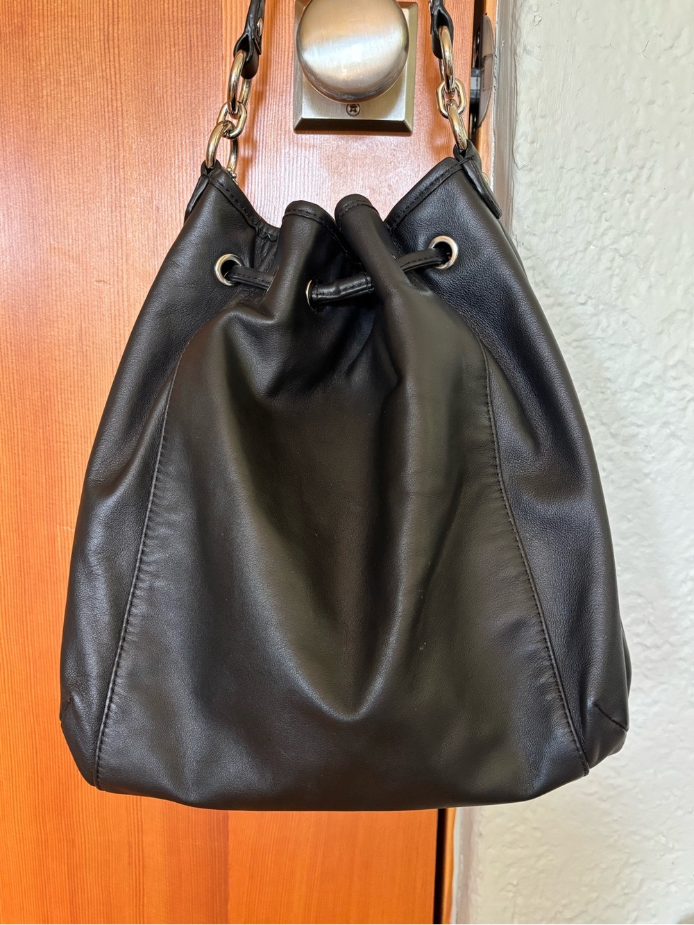 Vintage Coach Leather Drawstring Shoulder Bag Black